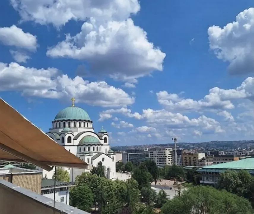 Izdavanje, trosoban stan, 65m², Vračar Hram, Vračar Sve Podlokacije