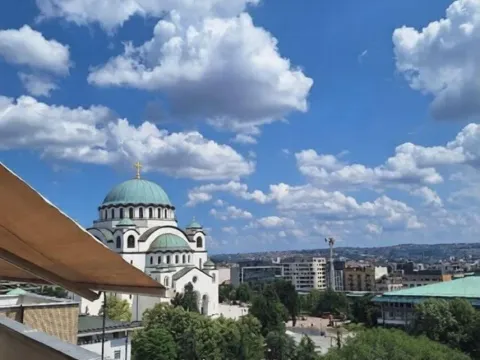 Stan in Vračar Hram