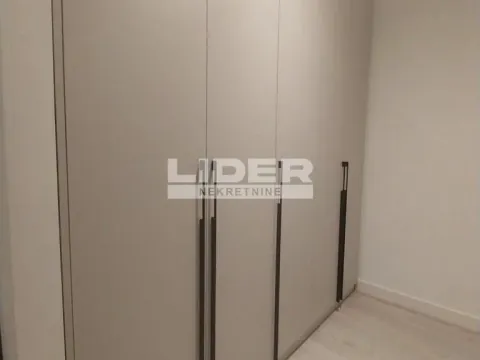 Sale, four bedroom apartment, 111m², Savski Venac, Beograd - image 10