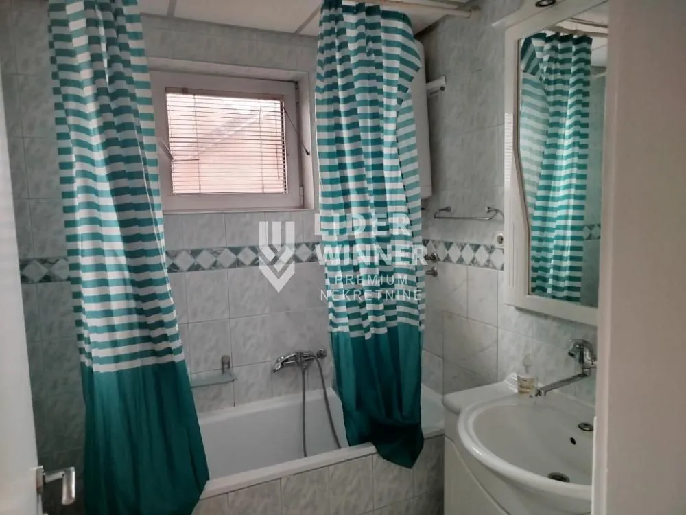 Izdavanje, četvorosoban stan, 88m², Brace Jerković, Voždovac Sve Podlokacije