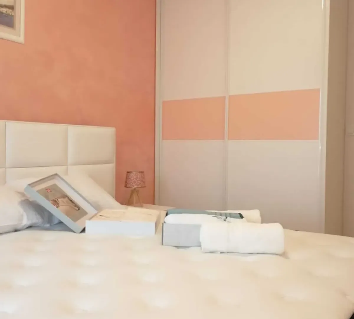 Izdavanje, jednosoban stan, 49m², Central Point, Podgorica