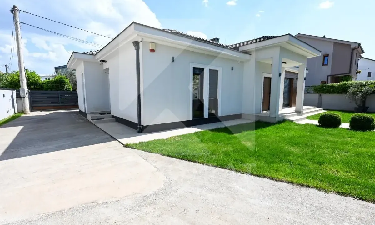 Izdavanje, kuća, 170m², Dalmatinska ulica, Podgorica