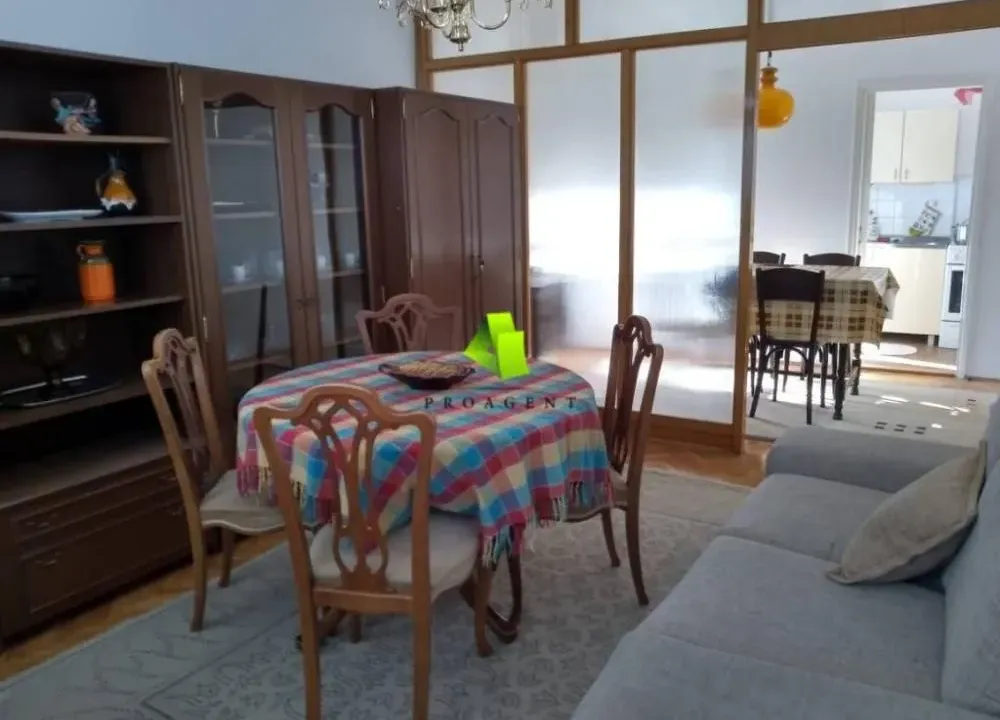 Izdavanje, trosoban stan, 70m², Medijana, Niš