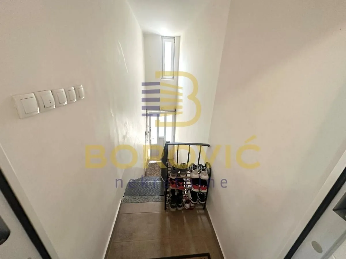 Rent, three bedroom apartment, 106m², Brace Jerković, Voždovac Sve Podlokacije