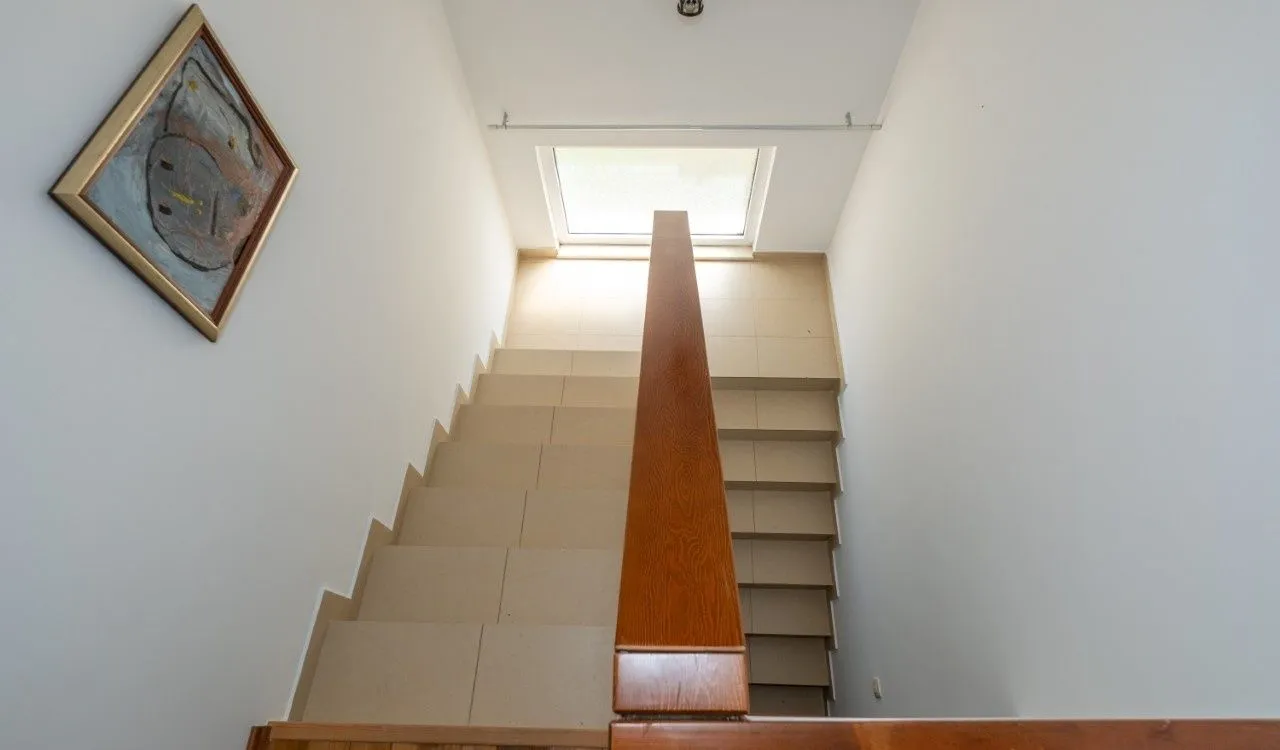 Prodaja, kuća, 200m², Tološi, Podgorica