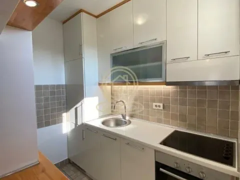 Rent, three bedroom apartment, 60m², Lekino Brdo, Voždovac Sve Podlokacije - image 8