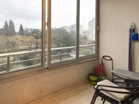 Prodaja, dvosoban stan, 69m², Pobrežje, Podgorica - image 14