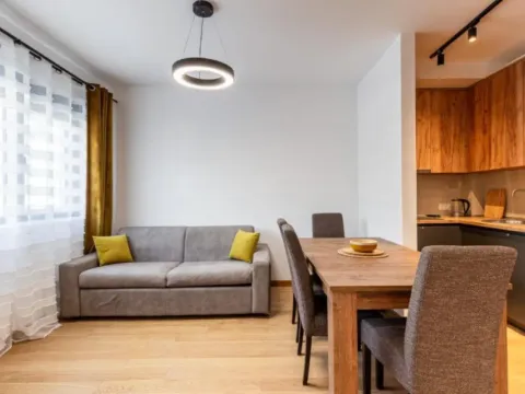 Sale, one bedroom apartment, 44m², Bečići, Budva - image 1