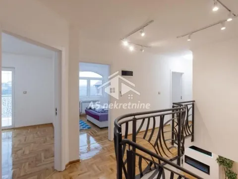 Izdavanje, kuća, 417m², Jajinci, Voždovac Sve Podlokacije - image 22