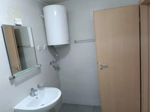 Izdavanje, trosoban stan, 62m², Palilula, Niš - image 9