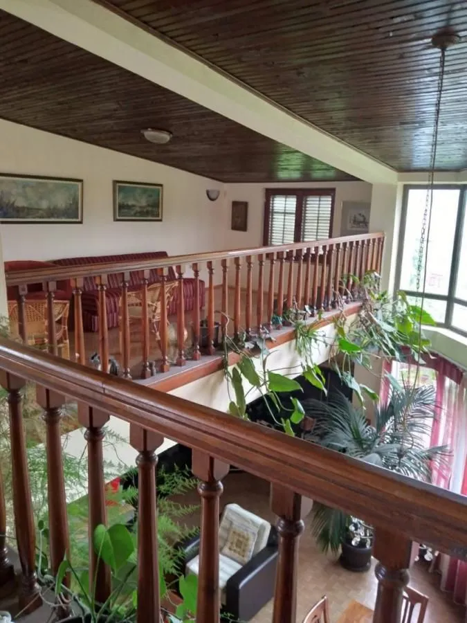 Prodaja, kuća, 389m², Stara Varoš, Podgorica