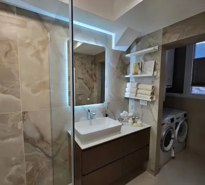Prodaja, dvosoban stan, 70m², Centar, Tivat - image 8