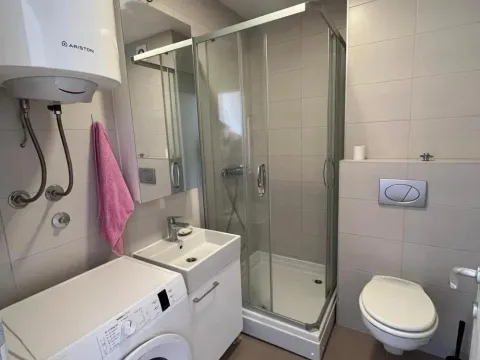 Rent, one bedroom apartment, 36m², Zvezdara Sve Podlokacije, Beograd - image 6