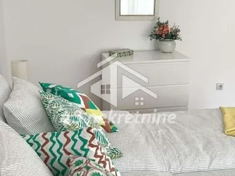 Izdavanje, dvosoban stan, 67m², Kalenić Pijaca, Vračar Sve Podlokacije - image 12