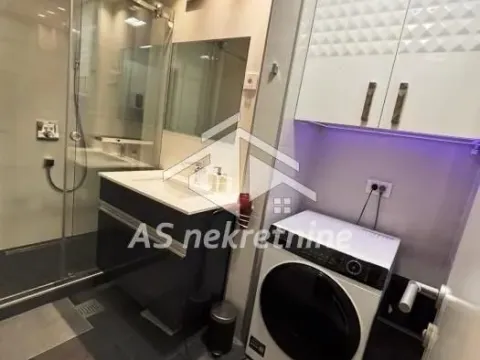 Izdavanje, trosoban stan, 78m², Novi Beograd Blok 22, Novi Beograd Sve Podlokacije - image 12