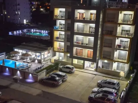 Sale, one bedroom apartment, 40m², Ulcinj, Crna Gora - image 1