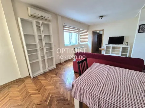 Rent, two bedroom apartment, 48m², Vračar Sve Podlokacije, Beograd - image 5