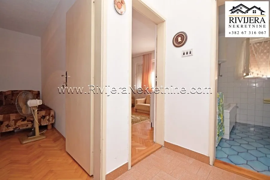 Prodaja, dvosoban stan, 73m², Igalo, Herceg Novi