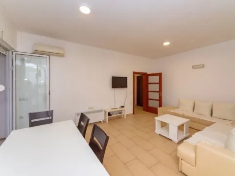 Prodaja, jednosoban stan, 46m², Pinješ, Ulcinj - image 2