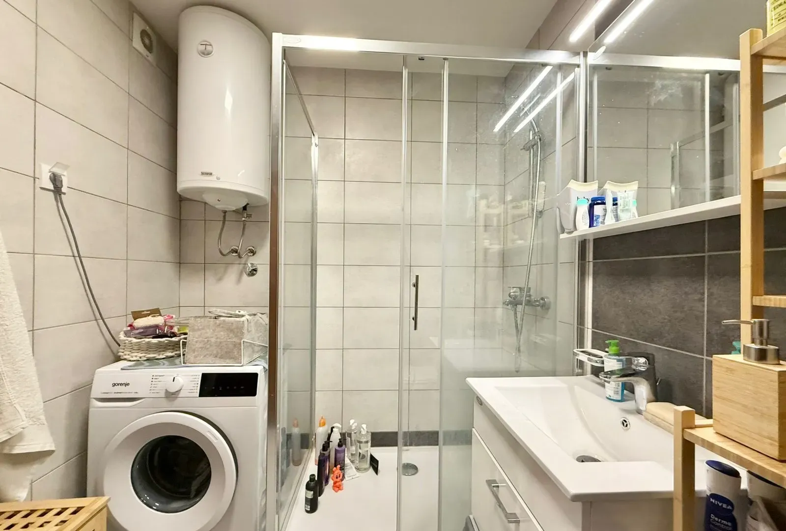 Prodaja, dvosoban stan, 70m², Donja Gorica, Podgorica