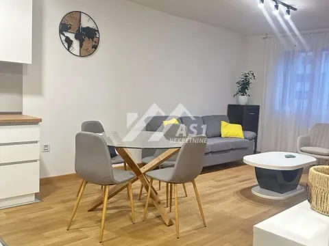 Izdavanje, jednosoban stan, 43m², Podbara, Novi Sad Sve Podlokacije