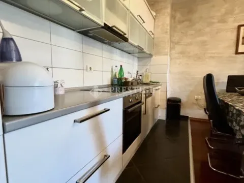 Sale, two bedroom apartment, 67m², City Kvart, Podgorica - image 6