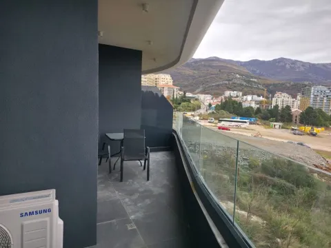 Sale, one bedroom apartment, 51m², Bečići, Budva - image 2