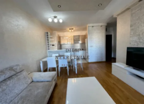 Izdavanje, dvosoban stan, 63m², City Kvart, Podgorica - image 2