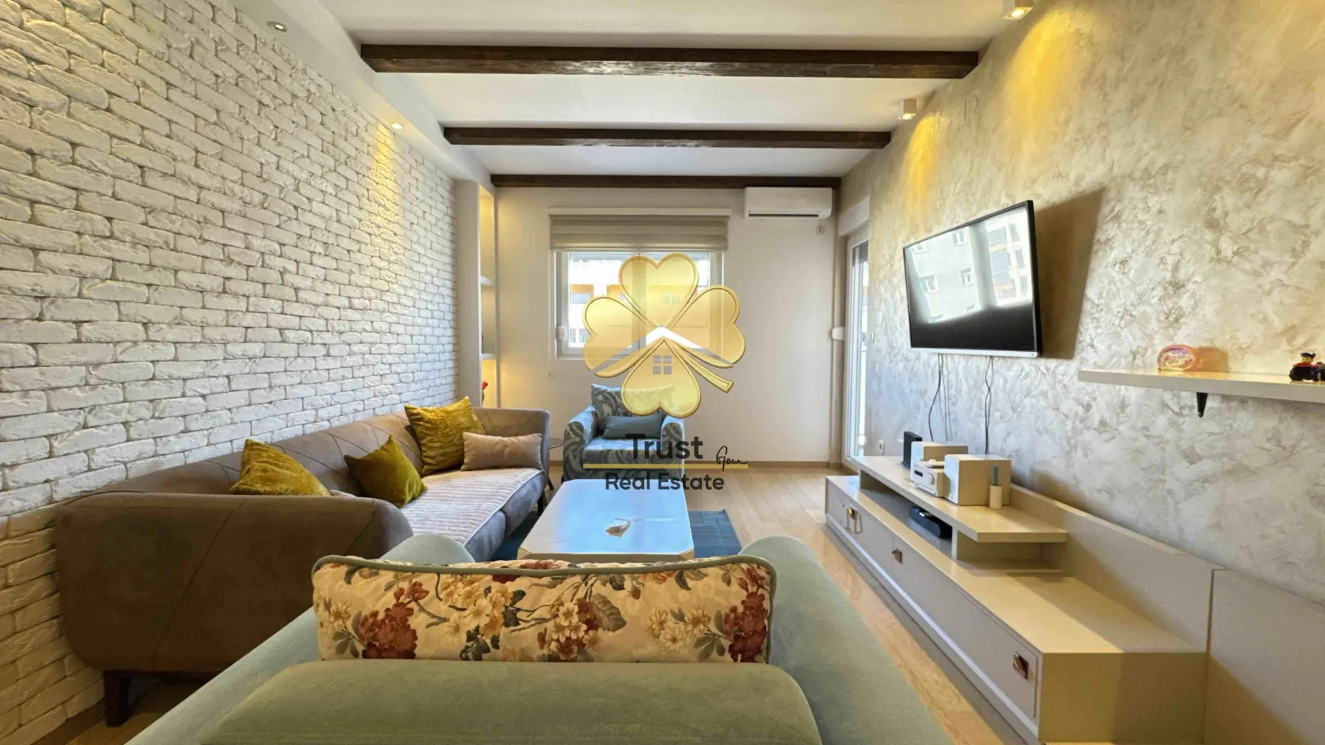 Rent, two bedroom apartment, 75m², City Kvart, Podgorica