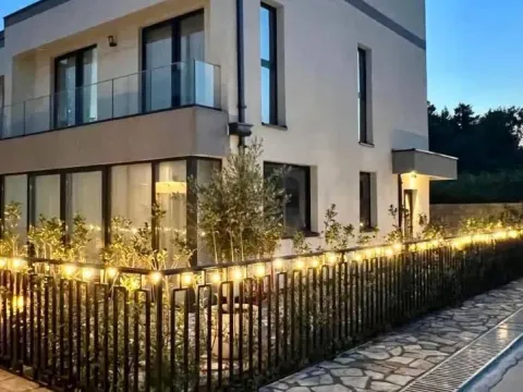 Prodaja, kuća, 167m², Centar, Budva - image 10