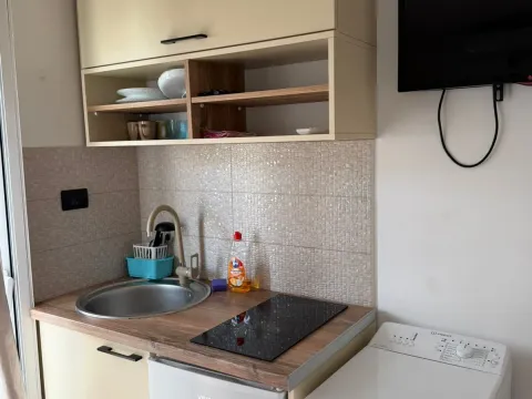 Izdavanje, stan, 30m², Centar, Bar - image 5