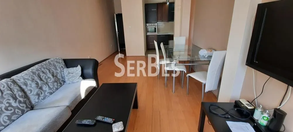 Izdavanje, dvosoban stan, 52m², Centar, Novi Sad