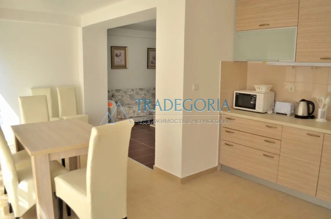 Prodaja, dvosoban stan, 68m², Dobra Voda, Bar