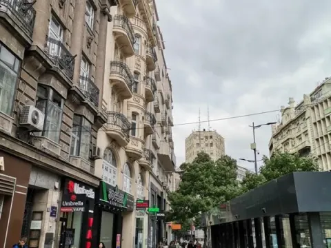 Izdavanje, poslovni prostor, 180m², Stari Grad, Beograd - image 3