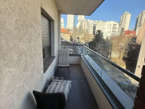 Izdavanje, dvosoban stan, 56m², Vračar Sve Podlokacije, Beograd - image 5