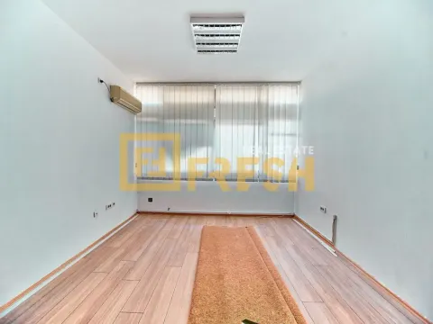 Izdavanje, poslovni prostor, 228m², Preko Morače, Podgorica - image 20