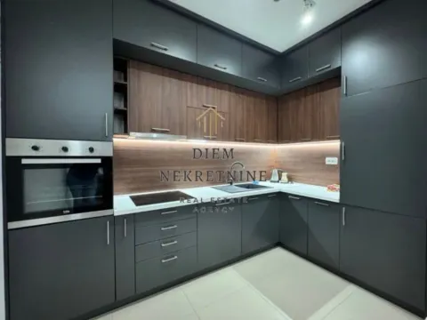 Izdavanje, dvosoban stan, 75m², Master Kvart, Podgorica - image 5