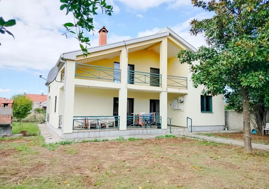 Rent, house, 280m², Donja Gorica, Podgorica