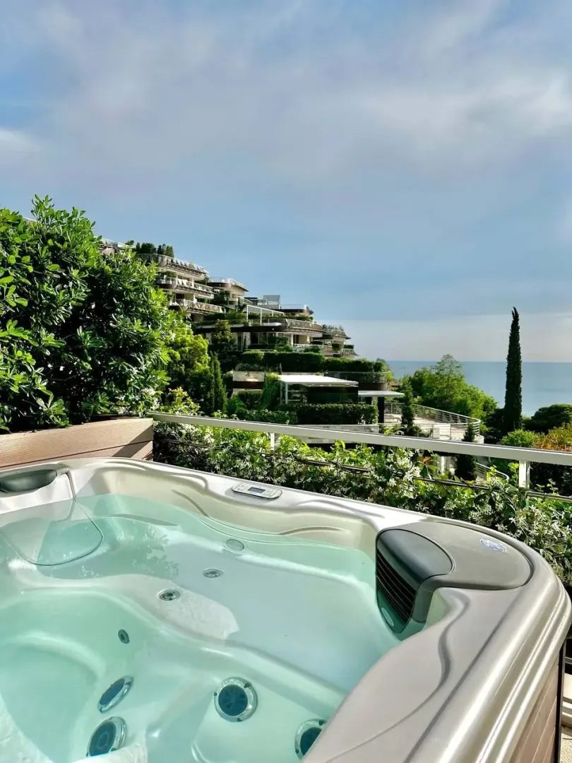 Sale, two bedroom apartment, 159m², Dukley Gardens, Budva