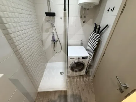 Izdavanje, jednosoban stan, 47m², City Kvart, Podgorica - image 11