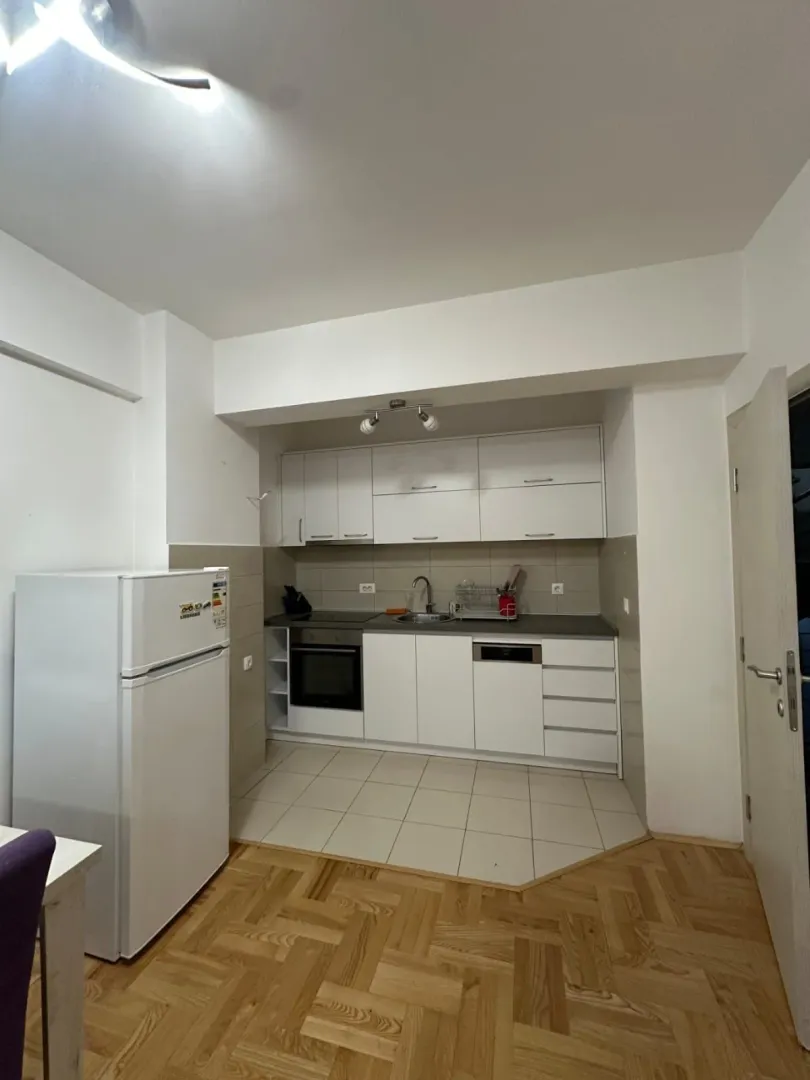 Izdavanje, jednosoban stan, 46m², Zabjelo, Podgorica