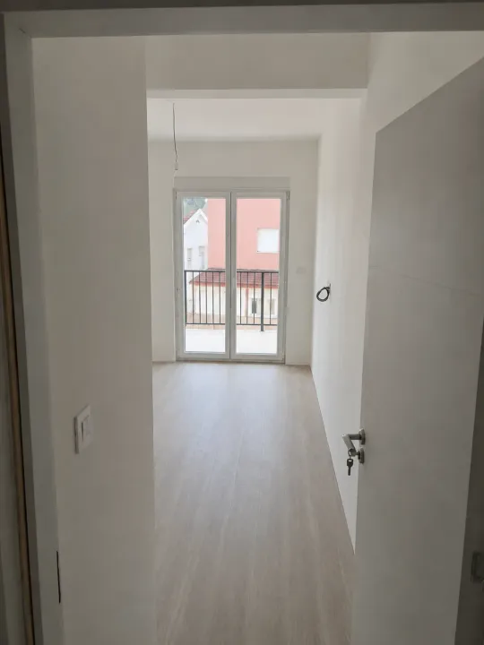 Sale, one bedroom apartment, 56m², Lazi, Budva