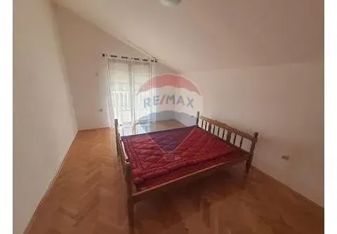 Izdavanje, kuća, 320m², Zagorič, Podgorica - image 5