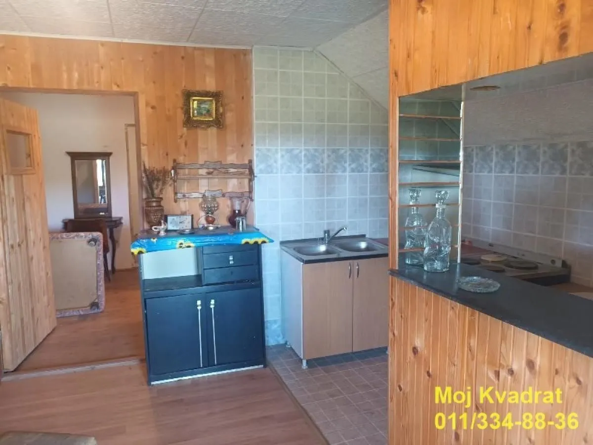 Prodaja, kuća, 260m², Srebrno jezero, Veliko Gradište