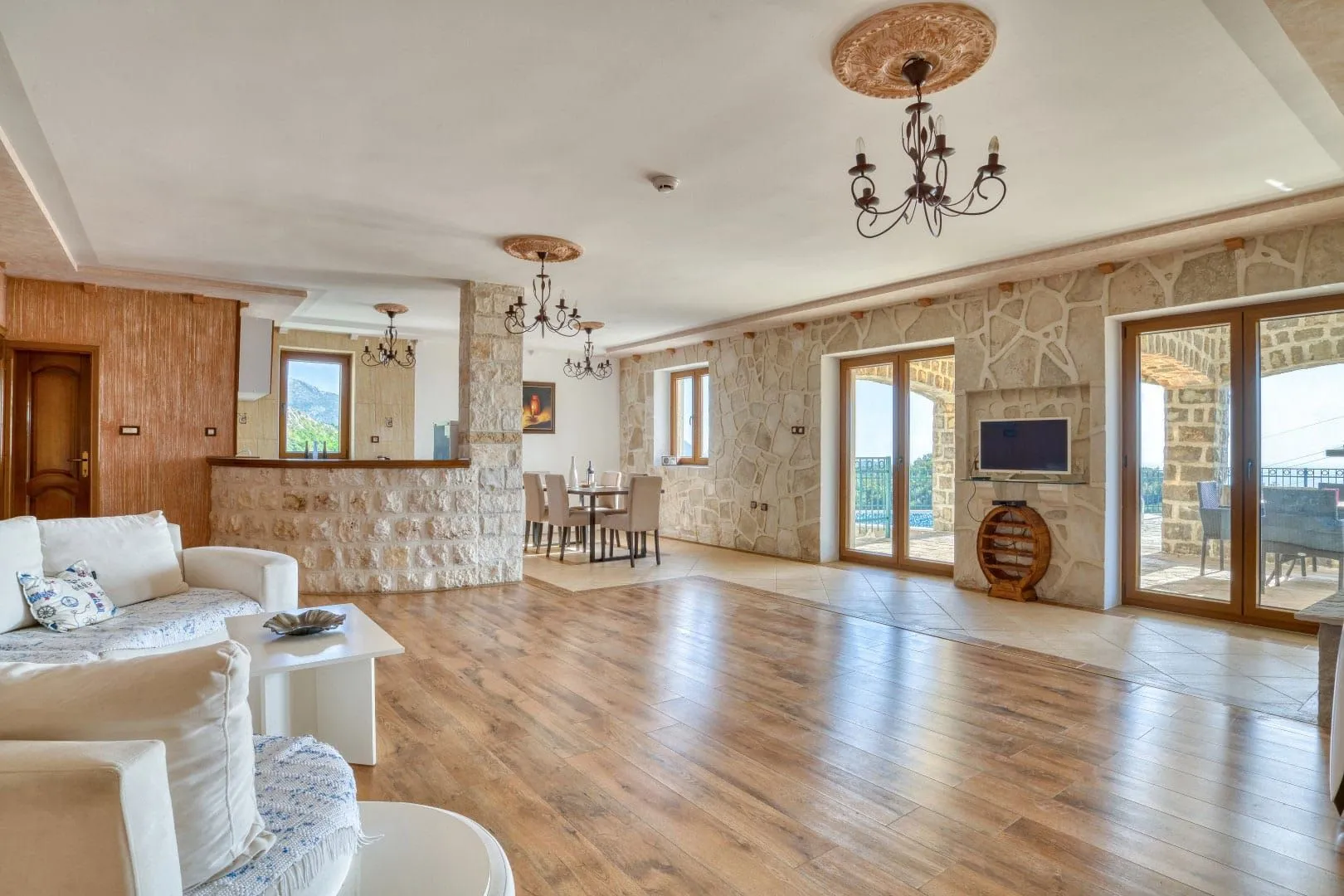 Sale, house, 388m², Petrovac, Budva