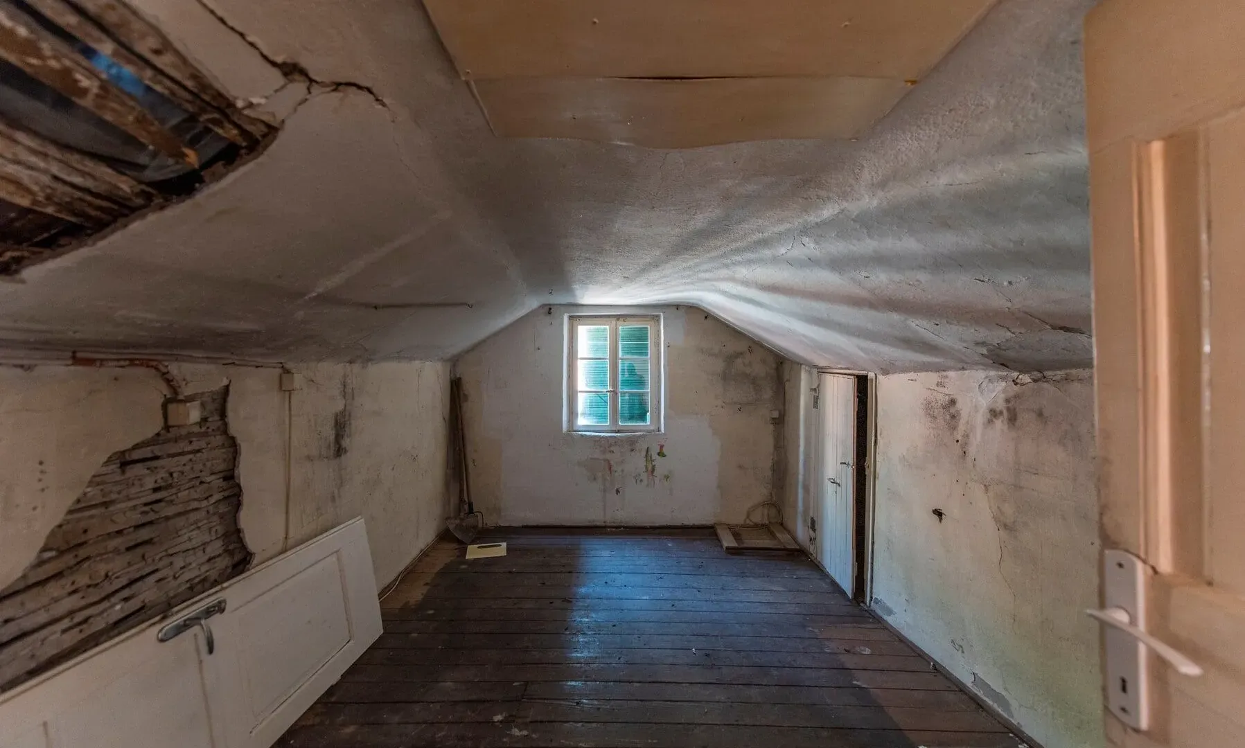 Sale, house, 380m², Kotor, Crna Gora