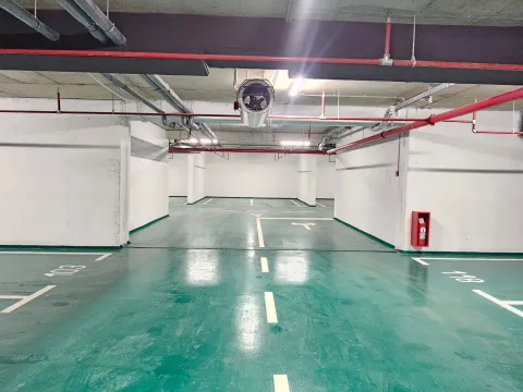 Prodaja, jednosoban stan, 66m², Centar, Podgorica - image 1