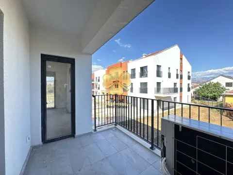 Prodaja, dvosoban stan, 76m², Zabjelo, Podgorica - image 9