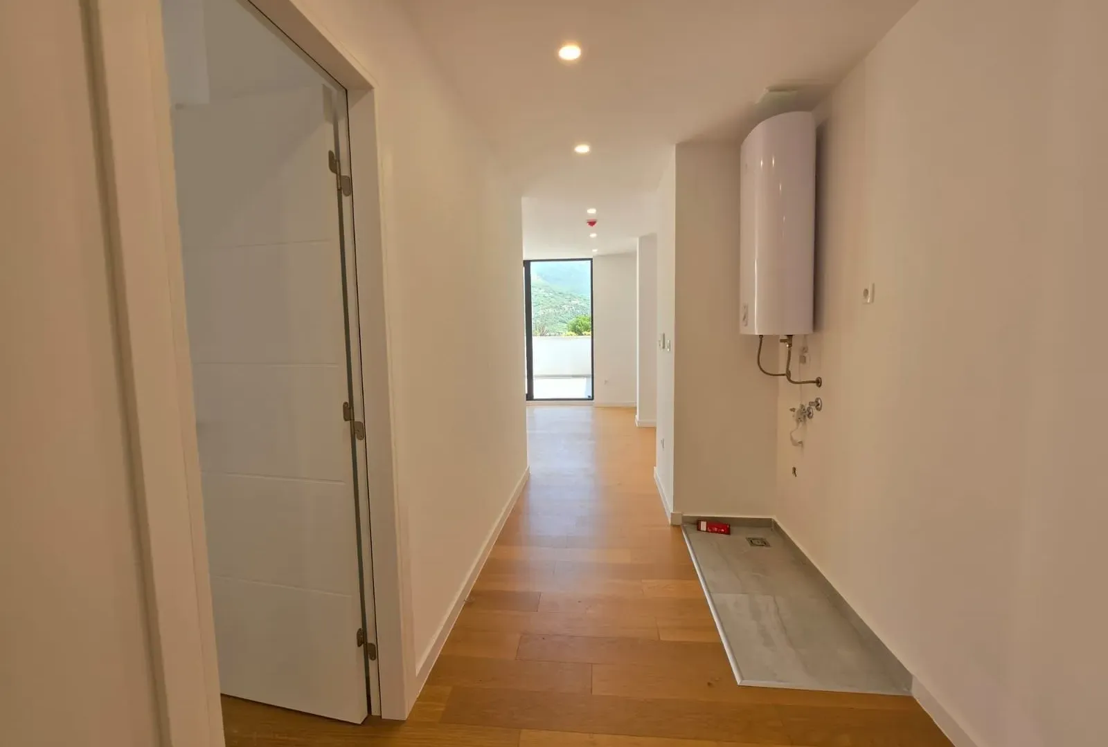 Prodaja, dvosoban stan, 109m², Bečići, Budva