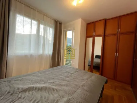 Rent, one bedroom apartment, 40m², Budva, Crna Gora - image 4